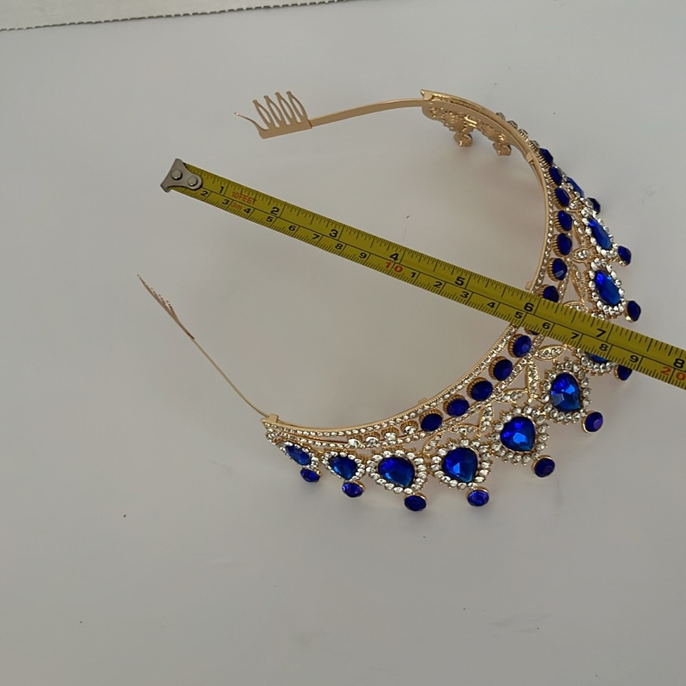 BIEMBI Hair Jewelry Crown Tiaras for Women - Picture 8 of 9